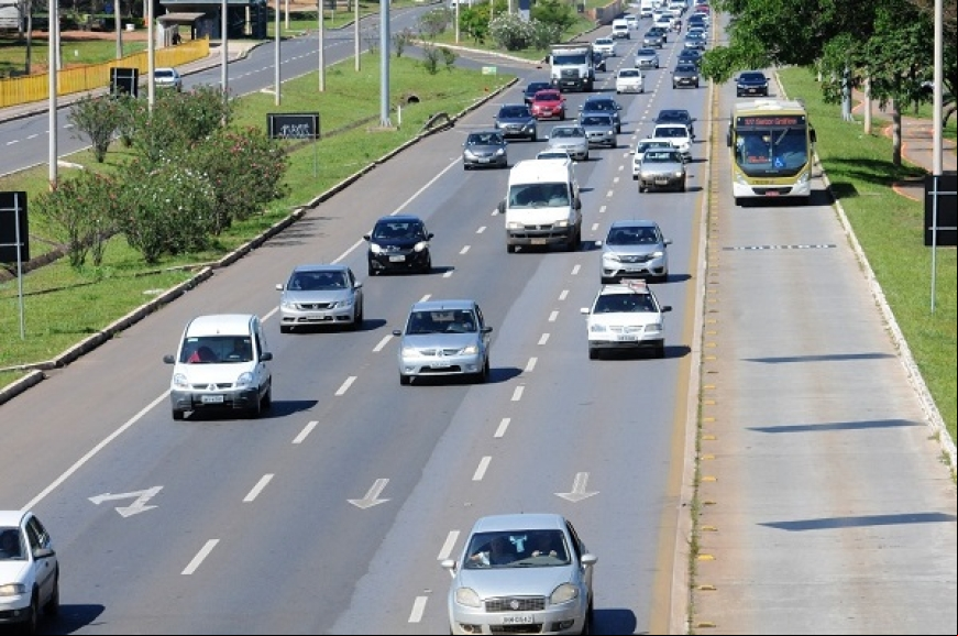 DNIT alerta condutores que exercem atividade remunerada ao volante