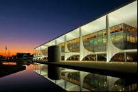 Agenda Institucional 2025: CNT apresenta ao Governo Federal as pautas de interesse do setor