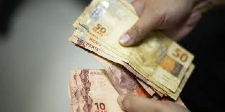 Mercado financeiro reduz previsão da inflação para 5,55%