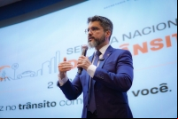 “Desacelere. Seu bem maior é a vida”: Nova mensagem é anunciada durante abertura da Semana Nacional de Trânsito